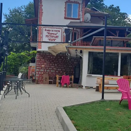 марчела и ресторант мъри 3* Gara Lakatnik